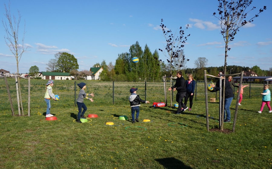 Izlaiduma grupu sporta spēles